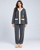 Pijama Polar de Mujer con Botones y Detalle de Flor Mod.5033